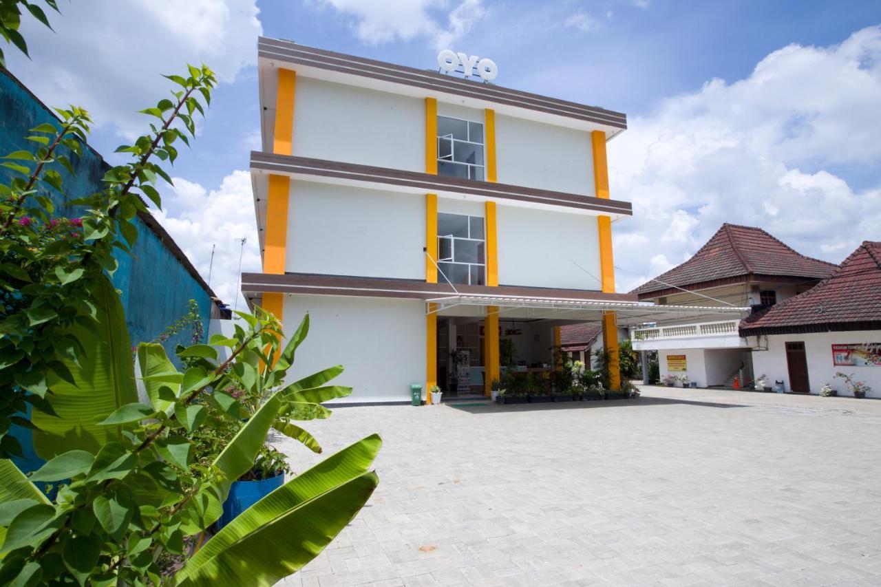 Oyo 3207 Hotel Gracia Bandar Lampung Eksteriør bilde